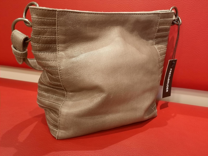 FREDsBRUDER Beat Medium Hobo greige 169,- €