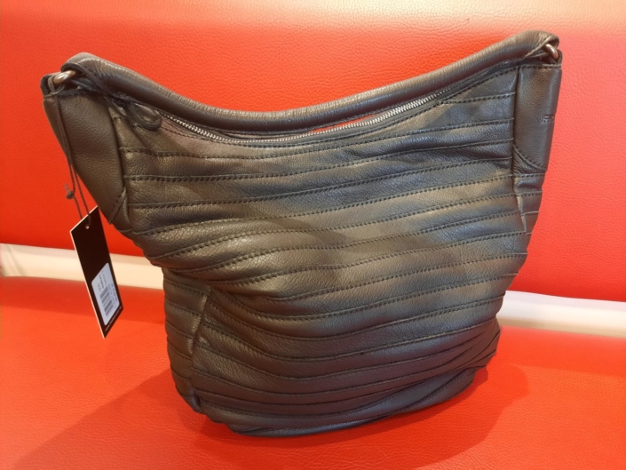FREDsBRUDER Gürteltier black 219,- €