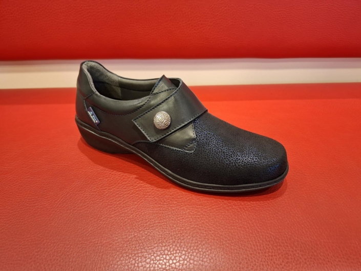 Q-Fit black 159,- €