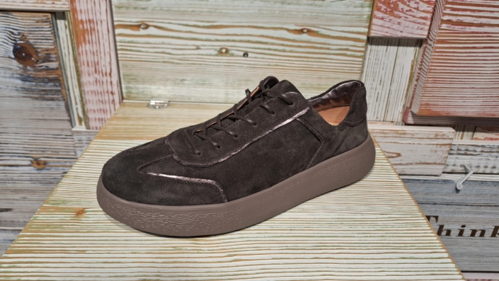 Think! Turna light mocca 189,- €