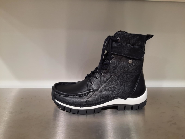 Wolky Reach black white 169,- €